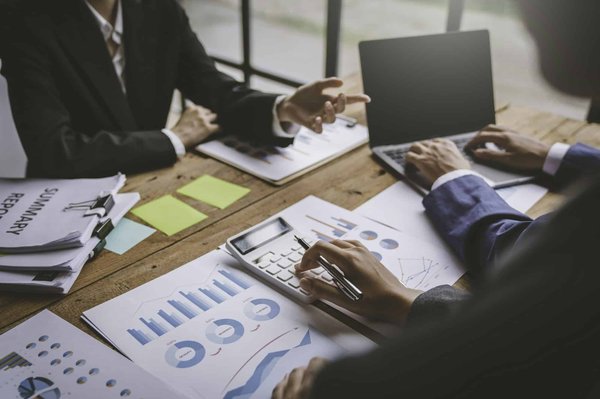 Maîtrisez votre stratégie avec un consultant en business intelligence